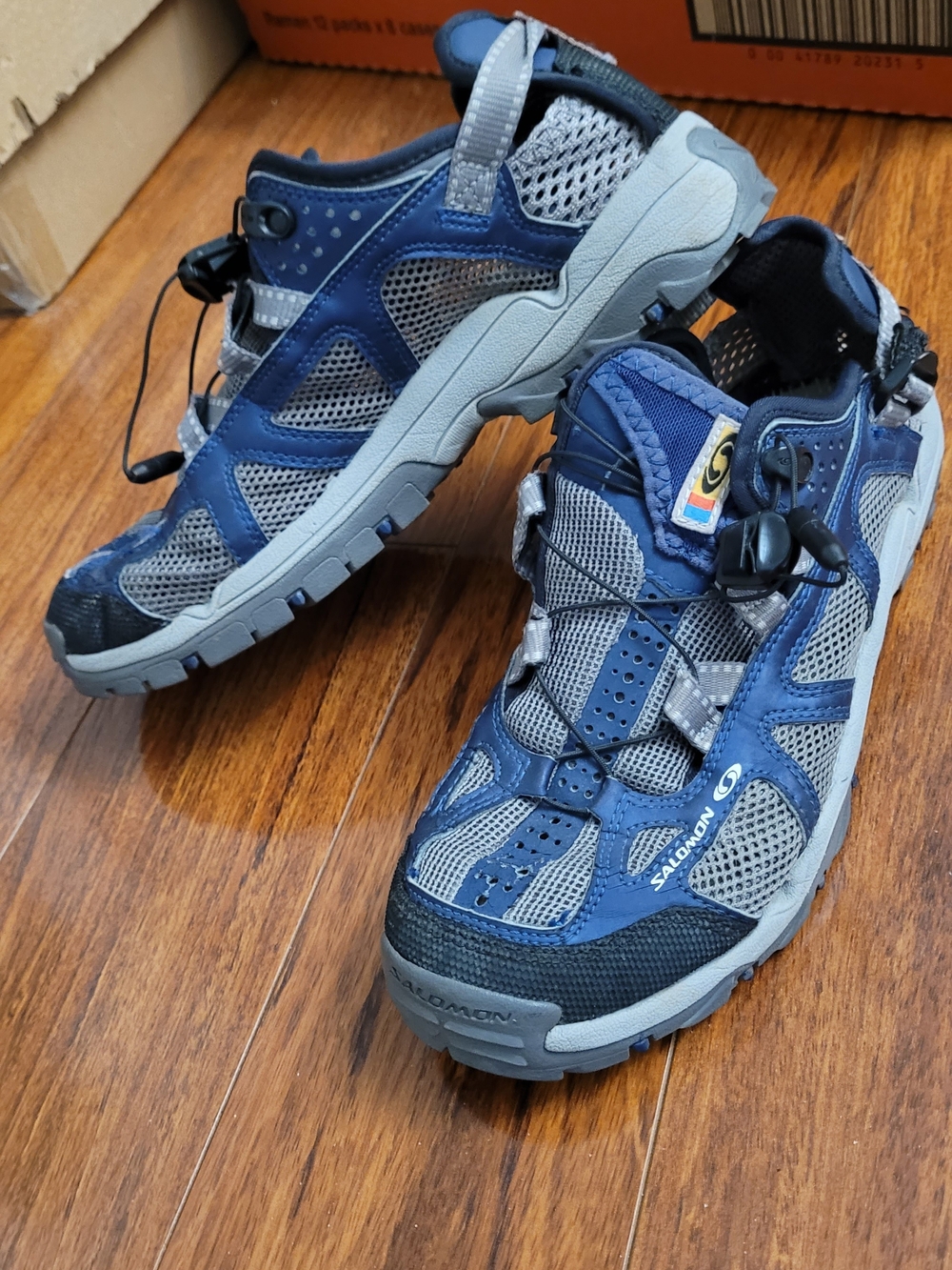 Solomon Navy Blue and Gray Men's Athletic Trail Sneakers 9.5